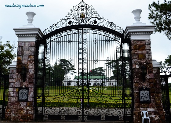 The Mansion's Big Gate