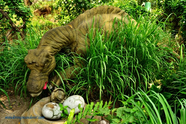 Dinosaurs Island - Clark, Pampanga Maiasaura