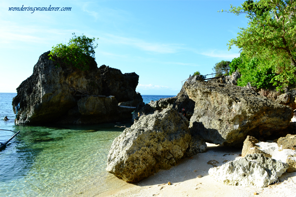 Large rocks at Guisi Beach