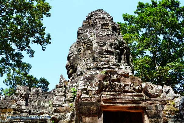 Banteay Kdei's Gate - Siem Reap, Cambodia