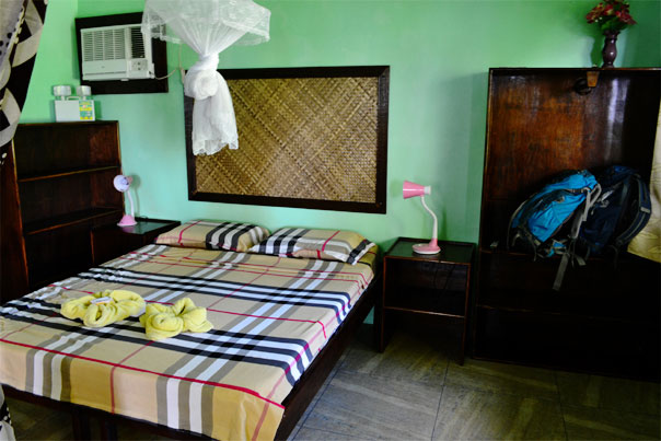 Eddie's Beach Resort room