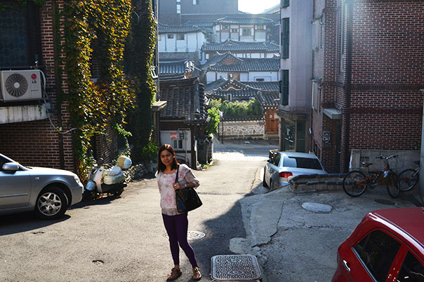 An alley in Bukchon Hanok Village - Seoul, South Korea