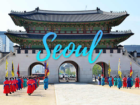 seoul-4-day-itinerary Gyeongbokgung Palace during a Seoul 4-day itinerary